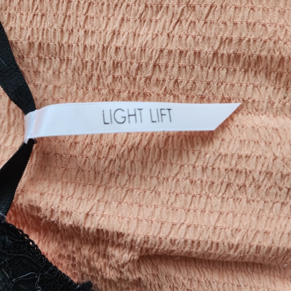 Daisy Fuentes Black Light Lift Bra - Picture 5 of 5